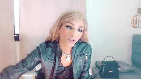 Oriana braom online show from March 2025 09:22:01 PM