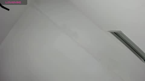 Miss Guzman  online show from October 2025 10:42:01 PM