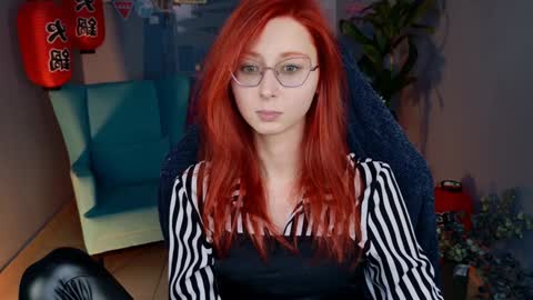 Orianna -  Hi Im into geek culture cosplay crafting LARP games. Shall we play DnD online show from January 2025 03:12:02 PM