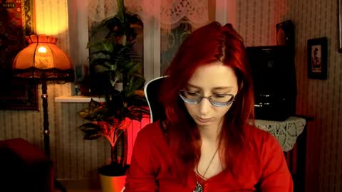Orianna -  Hi Im into geek culture cosplay crafting LARP games. Shall we play DnD online show from January 2025 03:04:01 PM