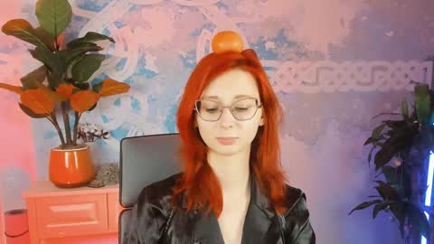 Orianna -  Hi Im into geek culture cosplay crafting LARP games. Shall we play DnD online show from January 2025 04:02:01 PM