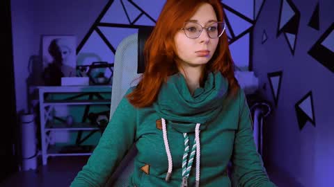 Orianna -  Hi Im into geek culture cosplay crafting LARP games. Shall we play DnD online show from January 2025 09:04:01 AM