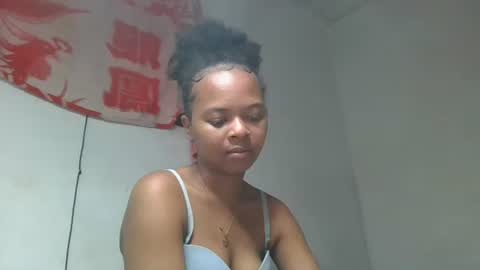 ornellahhh online show from October 2025 10:13:02 AM