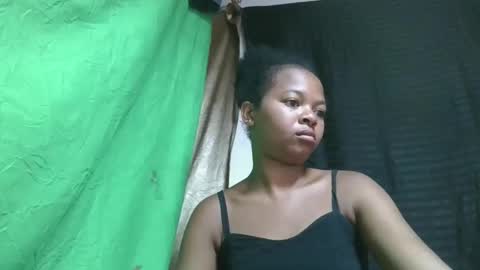 ornellahhh online show from December 2025 11:09:01 PM