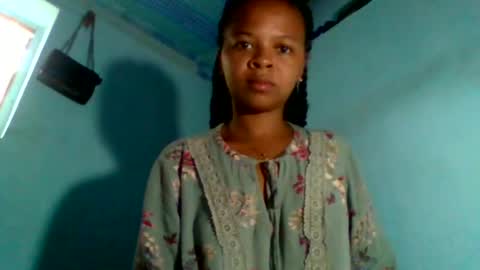 ornellahhh online show from March 2026 11:29:02 AM