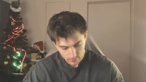 Oscar online show from December 2025 09:33:01 PM