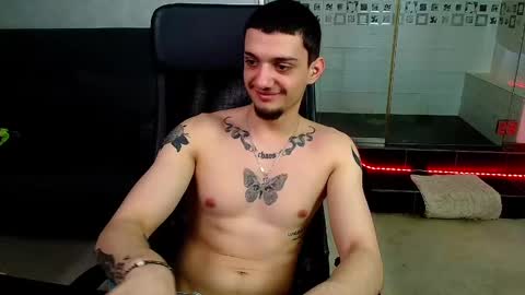 OscarGriffin online show from February 2025 11:43:01 AM