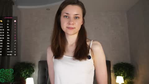 Jess online show from May 2026 06:05:02 PM