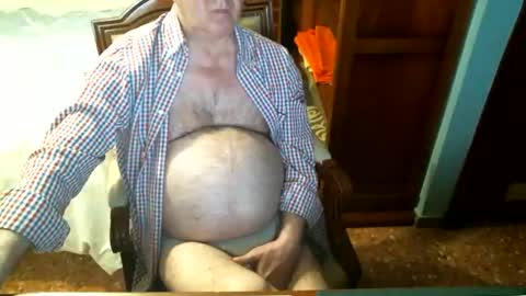 Oscar online show from February 2025 04:41:02 PM