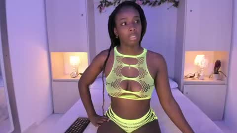 Snapshot of oshun_444 chatting on June 2026 12:14:02 PM oshun_444 online show from June 2026 12:14:02 PM