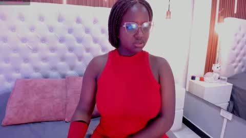Snapshot of oshunnevans chatting on September 2025 10:31:01 PM Oshun online show from September 2025 10:31:01 PM
