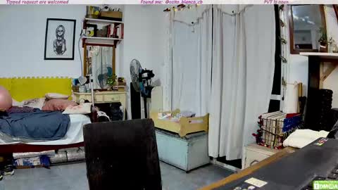 Snapshot of osito_blanco chatting on May 2026 09:34:01 PM Osito Blanco online show from May 2026 09:34:01 PM