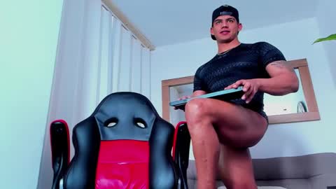 Oskar Ford NEW ACCOUNT online show from March 2025 04:20:01 PM