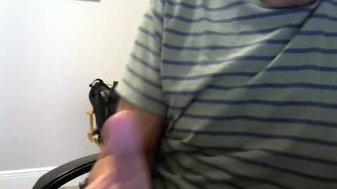 Snapshot of ossibottom chatting on October 2025 09:48:02 PM Ossi online show from October 2025 09:48:02 PM