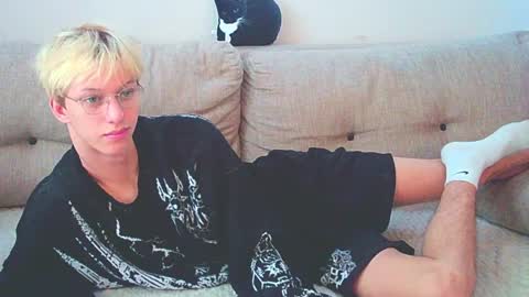 Ostin online show from December 2024 09:09:01 AM