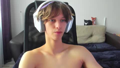 Snapshot of ostin_meoww chatting on September 2025 06:19:02 AM Ostin online show from September 2025 06:19:02 AM