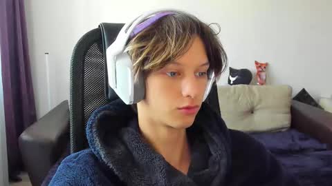 Snapshot of ostin_meoww chatting on October 2025 07:31:01 AM Ostin online show from October 2025 07:31:01 AM