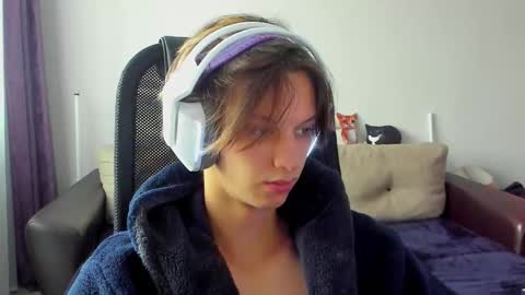 Snapshot of ostin_meoww chatting on November 2025 07:41:02 AM Ostin online show from November 2025 07:41:02 AM