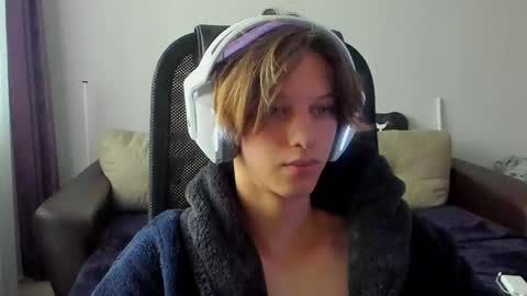 Snapshot of ostin_meoww chatting on November 2025 04:00:01 AM Ostin online show from November 2025 04:00:01 AM