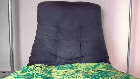 Snapshot of otter_gooner chatting on October 2025 10:10:01 PM Otter Gooner online show from October 2025 10:10:01 PM