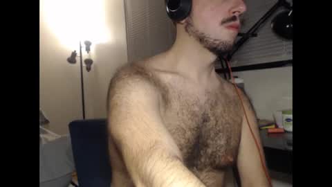 Snapshot of otterpussy chatting on December 2024 01:46:01 AM OtterPussy online show from December 2024 01:46:01 AM