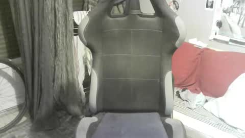 ouinnybis195625 online show from December 2025 08:49:02 PM