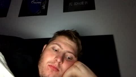 outflayd online show from November 2025 02:11:01 AM