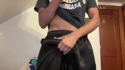 Snapshot of outofhisleague_ chatting on November 2025 03:46:01 PM outofhisleague_ online show from November 2025 03:46:01 PM