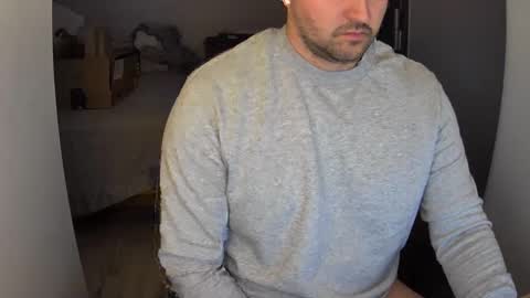 outside1991 online show from December 2024 09:02:02 PM