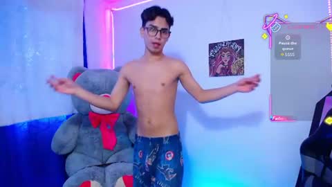 Snapshot of owenblue__ chatting on June 2026 07:47:02 PM Owen Independent model online show from June 2026 07:47:02 PM