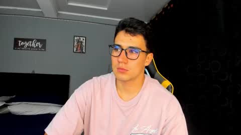 Owen online show from September 2025 02:00:01 AM