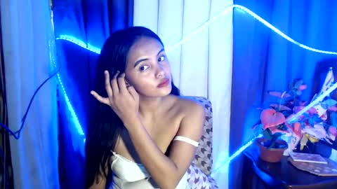 Snapshot of oxana_wetpussy chatting on July 2026 06:52:02 AM oxana_wetpussy online show from July 2026 06:52:02 AM