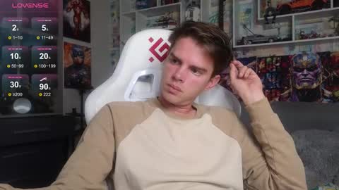 Mike online show from October 2025 01:09:02 PM