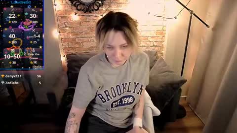 Snapshot of ozalin_green chatting on February 2025 11:38:02 AM ozalin_green online show from February 2025 11:38:02 AM