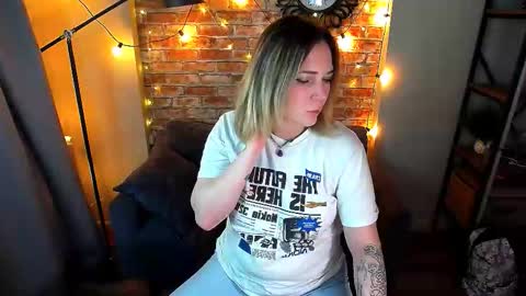 Snapshot of ozalin_green chatting on September 2025 07:26:01 PM ozalin_green online show from September 2025 07:26:01 PM