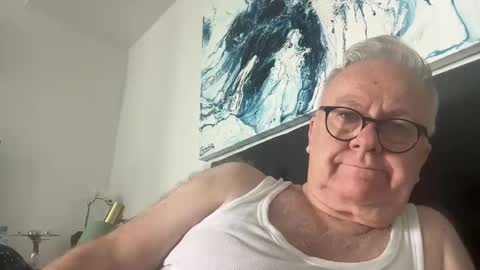 Snapshot of ozhairybearxxxx chatting on January 2025 03:27:02 AM ozhairybearxxxx online show from January 2025 03:27:02 AM