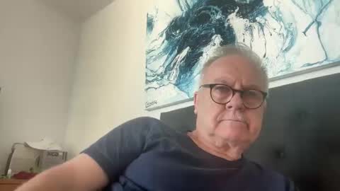 ozhairybearxxxx online show from April 2026 04:40:01 AM