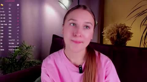 Caroline or just Lina online show from October 2025 01:16:02 AM