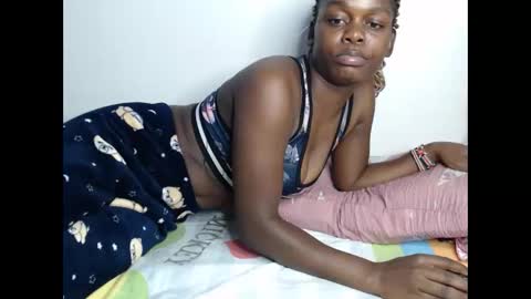 Snapshot of ozure_otter chatting on May 2026 11:55:01 PM viv online show from May 2026 11:55:01 PM