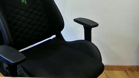 paauljdhd122 online show from April 2026 12:02:01 PM