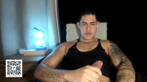 Javi    online show from October 2025 10:33:02 PM