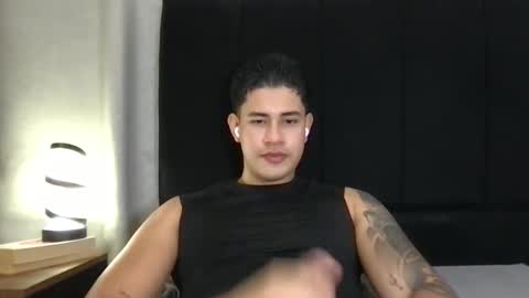 Snapshot of pablo_boston chatting on May 2026 06:21:02 AM Javi online show from May 2026 06:21:02 AM