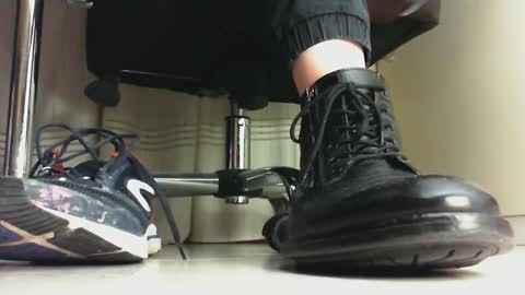 Pablo Meness online show from February 2025 11:02:01 PM