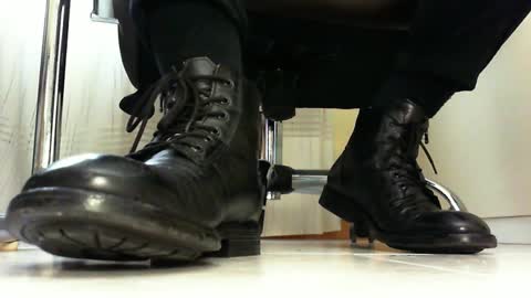 Pablo Meness online show from February 2025 01:10:02 PM