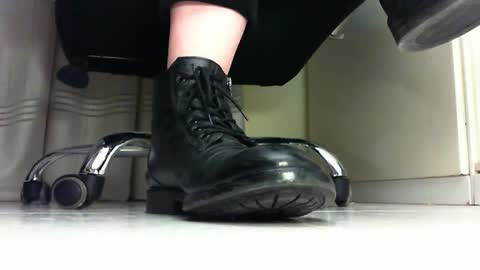 Pablo Meness online show from February 2025 10:06:02 PM