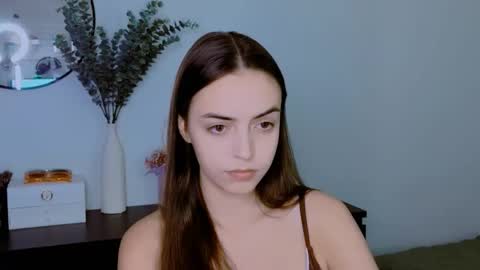 Snapshot of pacificiris chatting on October 2025 01:06:02 AM Iris online show from October 2025 01:06:02 AM
