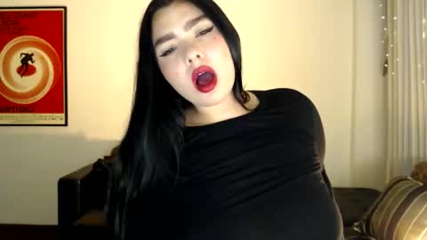 Page 3 online show from October 2025 10:51:02 PM