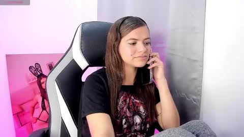 Paige online show from November 2025 03:17:02 AM