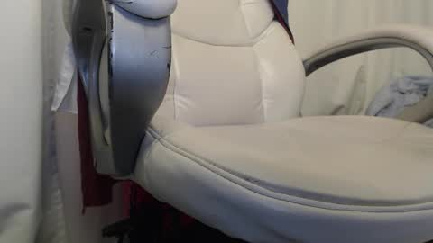 Snapshot of paiper_halliwey_ chatting on December 2024 01:00:02 AM paiper online show from December 2024 01:00:02 AM