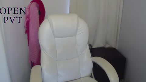 Snapshot of paiper_halliwey_ chatting on February 2025 03:17:02 PM paiper online show from February 2025 03:17:02 PM